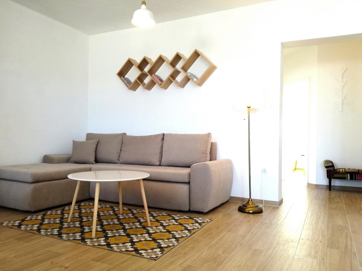 Maiv Residence - Family & Designer Suites Rogoznica  Extérieur photo
