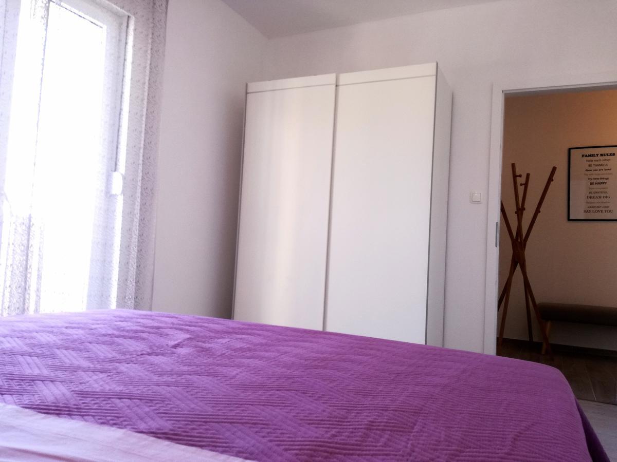 Maiv Residence - Family & Designer Suites Rogoznica  Extérieur photo